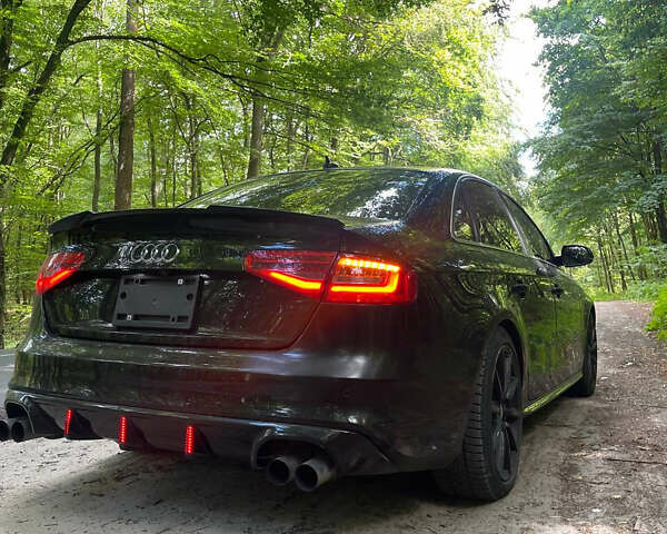 Чорний Ауді А4, об'ємом двигуна 1.98 л та пробігом 216 тис. км за 12000 $, фото 11 на Automoto.ua