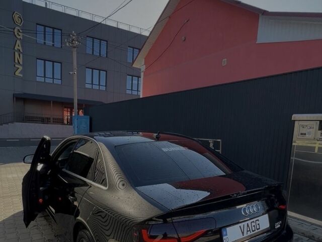 Черный Ауди А4, объемом двигателя 2 л и пробегом 198 тыс. км за 10250 $, фото 4 на Automoto.ua