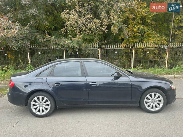 Черный Ауди А4, объемом двигателя 2 л и пробегом 315 тыс. км за 11000 $, фото 2 на Automoto.ua