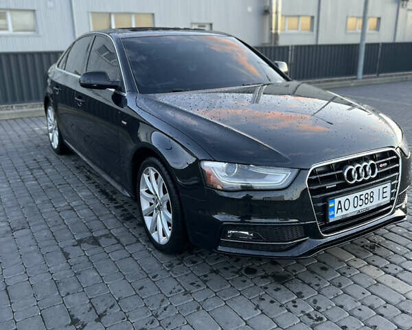 Ауди А4 2013 в Мукачеве на Automoto.ua Черный Ауди А4, объемом двигателя 2 л и пробегом 222 тыс. км за 14500 $, фото 4 на Automoto.ua