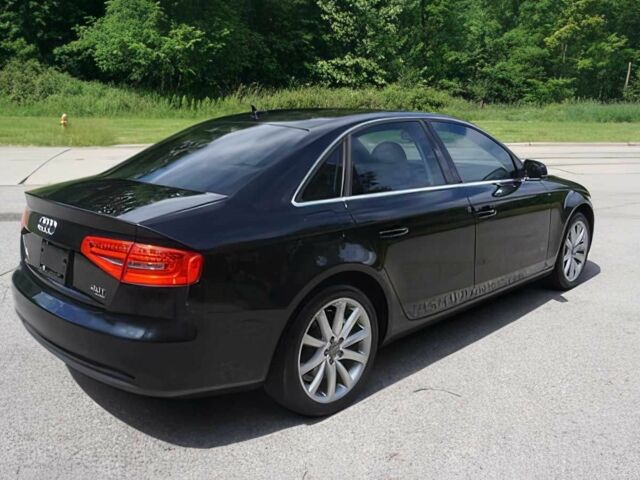 Чорний Ауді А4, об'ємом двигуна 2 л та пробігом 81 тис. км за 7300 $, фото 3 на Automoto.ua