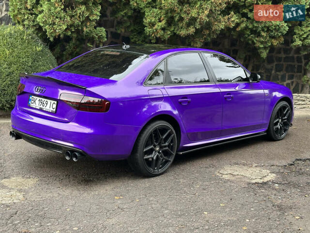 Ауди А4 2013 в Ровно на Automoto.ua Черный Ауди А4, объемом двигателя 1.98 л и пробегом 138 тыс. км за 11000 $, фото 5 на Automoto.ua