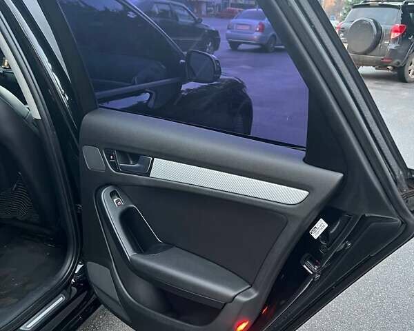 Чорний Ауді А4, об'ємом двигуна 2 л та пробігом 176 тис. км за 9950 $, фото 45 на Automoto.ua