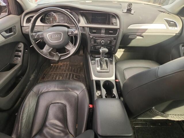 Ауді А4 2013 у Львові на Automoto.ua Чорний Ауді А4, об'ємом двигуна 2 л та пробігом 120 тис. км за 8000 $, фото 5 на Automoto.ua