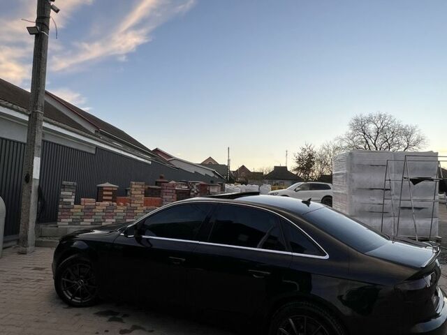 Чорний Ауді А4, об'ємом двигуна 2 л та пробігом 198 тис. км за 10900 $, фото 2 на Automoto.ua