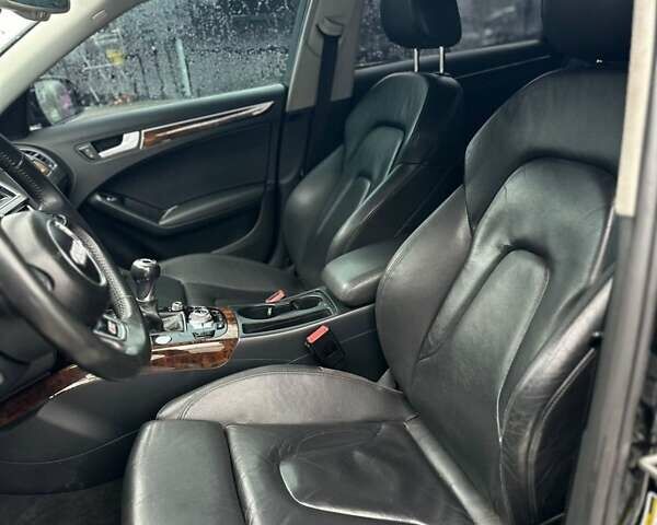 Черный Ауди А4, объемом двигателя 2 л и пробегом 220 тыс. км за 12500 $, фото 15 на Automoto.ua