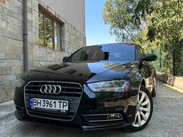 Ауді А4 2013 у Одесі на Automoto.ua Чорний Ауді А4, об'ємом двигуна 2 л та пробігом 172 тис. км за 14500 $, фото 1 на Automoto.ua