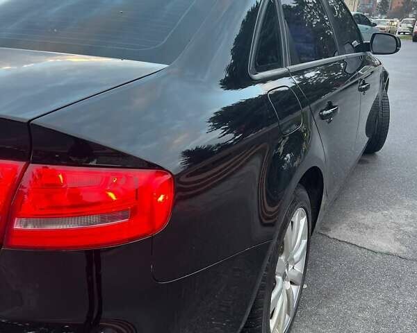 Чорний Ауді А4, об'ємом двигуна 2 л та пробігом 176 тис. км за 9950 $, фото 14 на Automoto.ua