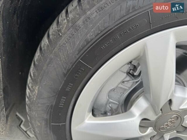Черный Ауди А4, объемом двигателя 1.8 л и пробегом 205 тыс. км за 12300 $, фото 8 на Automoto.ua