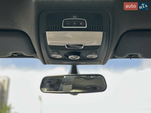 Чорний Ауді А4, об'ємом двигуна 1.98 л та пробігом 222 тис. км за 12500 $, фото 56 на Automoto.ua