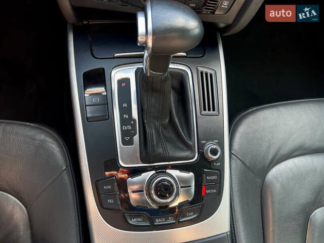 Черный Ауди А4, объемом двигателя 1.98 л и пробегом 180 тыс. км за 11100 $, фото 12 на Automoto.ua