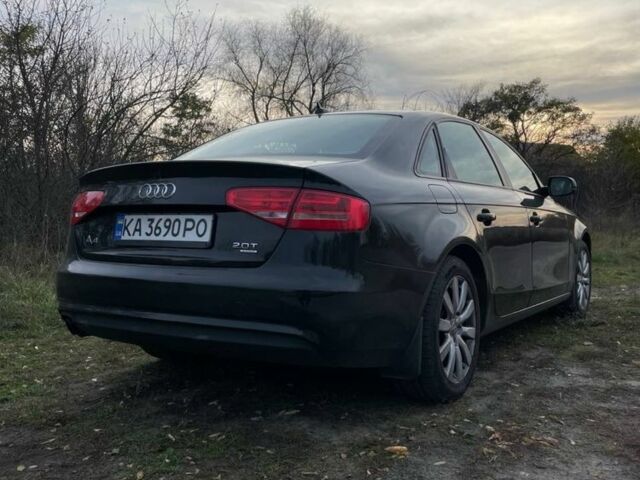 Черный Ауди А4, объемом двигателя 2 л и пробегом 195 тыс. км за 11700 $, фото 6 на Automoto.ua