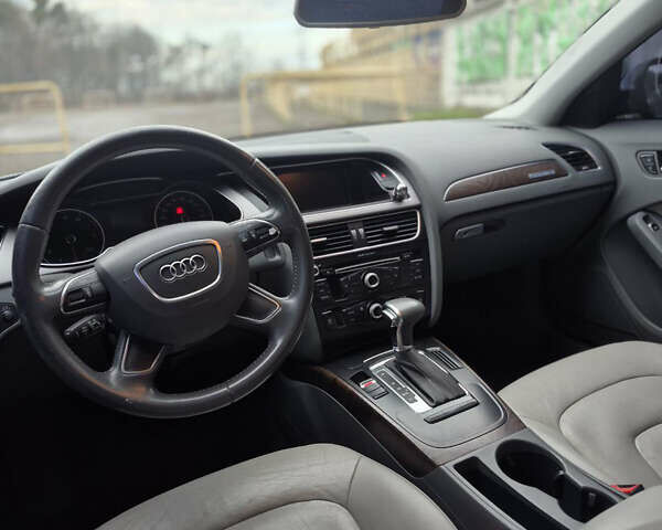 Черный Ауди А4, объемом двигателя 1.98 л и пробегом 213 тыс. км за 9700 $, фото 11 на Automoto.ua