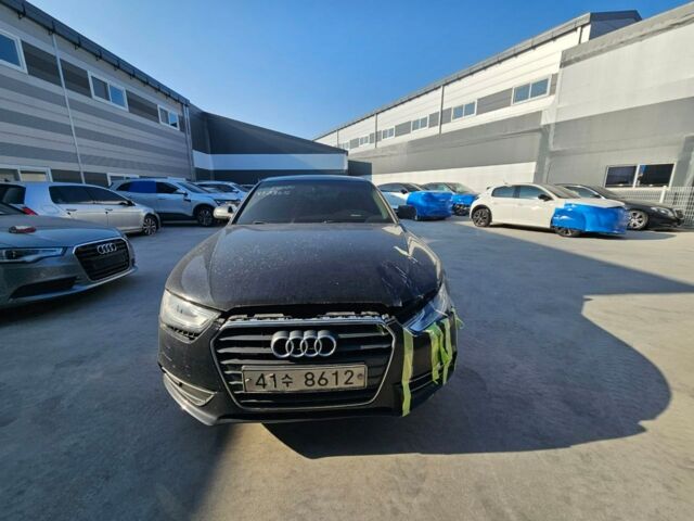 Черный Ауди А4, объемом двигателя 2 л и пробегом 125 тыс. км за 12300 $, фото 4 на Automoto.ua