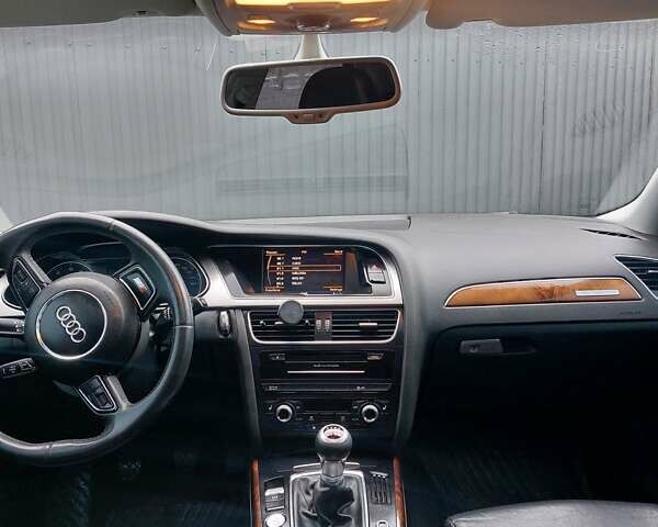 Черный Ауди А4, объемом двигателя 2 л и пробегом 220 тыс. км за 12500 $, фото 18 на Automoto.ua