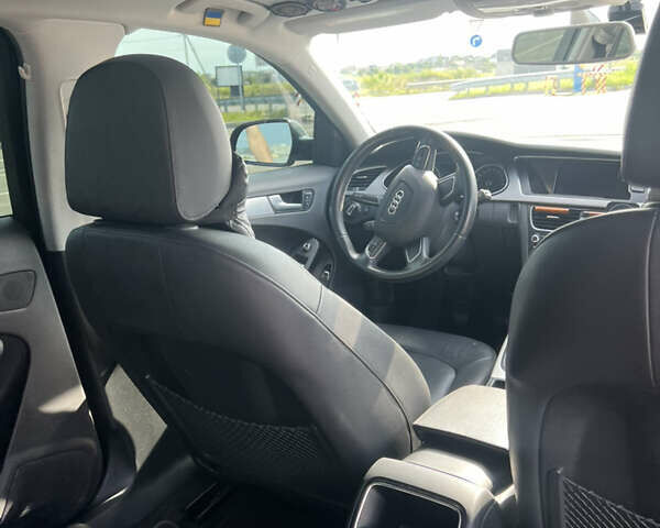 Черный Ауди А4, объемом двигателя 2 л и пробегом 223 тыс. км за 10900 $, фото 48 на Automoto.ua