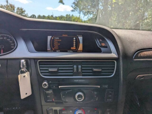 Черный Ауди А4, объемом двигателя 2 л и пробегом 82 тыс. км за 3750 $, фото 9 на Automoto.ua