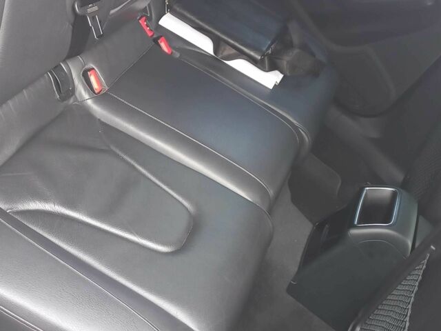 Чорний Ауді А4, об'ємом двигуна 0 л та пробігом 212 тис. км за 8300 $, фото 7 на Automoto.ua