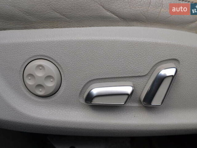 Чорний Ауді А4, об'ємом двигуна 1.98 л та пробігом 232 тис. км за 9999 $, фото 33 на Automoto.ua