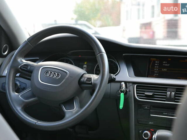 Чорний Ауді А4, об'ємом двигуна 1.98 л та пробігом 232 тис. км за 9999 $, фото 20 на Automoto.ua