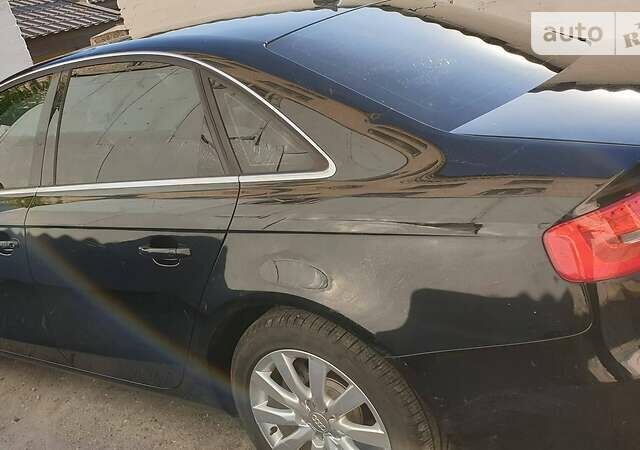 Черный Ауди А4, объемом двигателя 2 л и пробегом 132 тыс. км за 14500 $, фото 9 на Automoto.ua