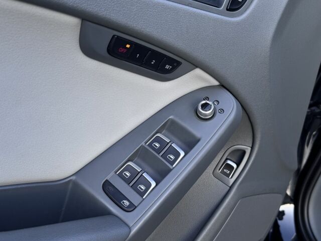 Чорний Ауді А4, об'ємом двигуна 2 л та пробігом 200 тис. км за 11700 $, фото 18 на Automoto.ua