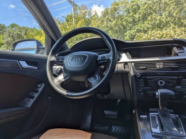 Черный Ауди А4, объемом двигателя 2 л и пробегом 82 тыс. км за 3750 $, фото 8 на Automoto.ua