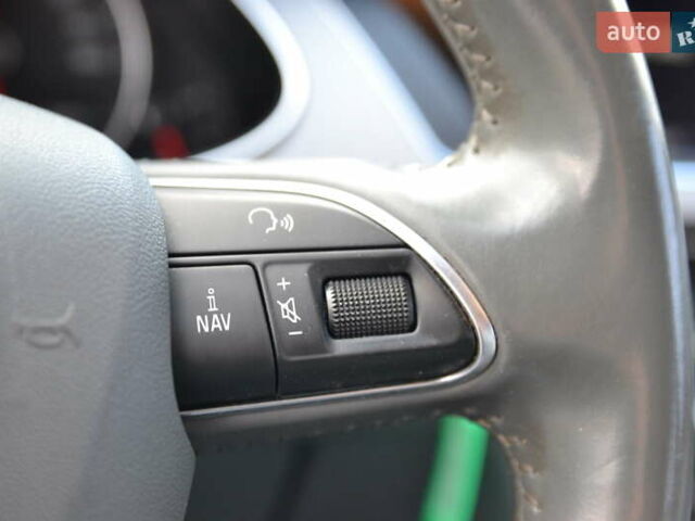 Чорний Ауді А4, об'ємом двигуна 1.98 л та пробігом 232 тис. км за 9999 $, фото 28 на Automoto.ua