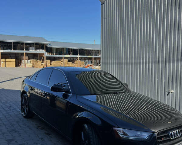 Черный Ауди А4, объемом двигателя 1.98 л и пробегом 198 тыс. км за 10050 $, фото 4 на Automoto.ua