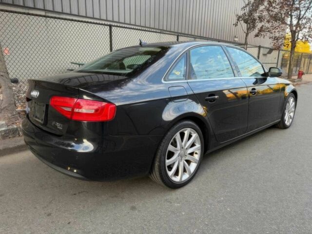 Черный Ауди А4, объемом двигателя 2 л и пробегом 89 тыс. км за 16000 $, фото 6 на Automoto.ua