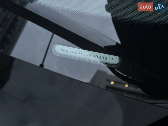 Чорний Ауді А4, об'ємом двигуна 1.98 л та пробігом 122 тис. км за 14000 $, фото 5 на Automoto.ua