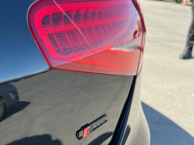 Черный Ауди А4, объемом двигателя 2 л и пробегом 258 тыс. км за 11000 $, фото 20 на Automoto.ua