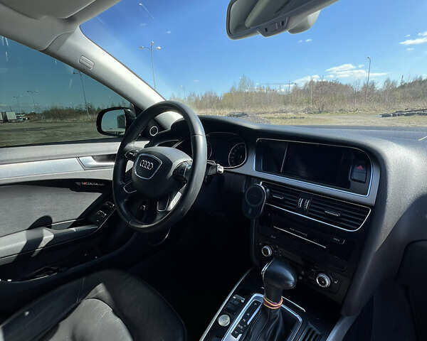Чорний Ауді А4, об'ємом двигуна 2 л та пробігом 258 тис. км за 10950 $, фото 4 на Automoto.ua