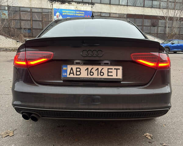 Черный Ауди А4, объемом двигателя 2 л и пробегом 256 тыс. км за 11000 $, фото 3 на Automoto.ua