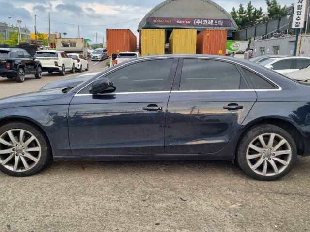 Чорний Ауді А4, об'ємом двигуна 2 л та пробігом 121 тис. км за 4900 $, фото 4 на Automoto.ua