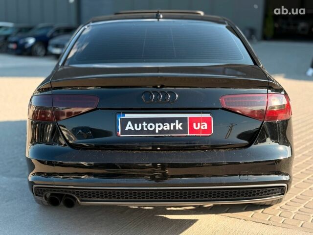 Чорний Ауді А4, об'ємом двигуна 2 л та пробігом 235 тис. км за 11790 $, фото 8 на Automoto.ua