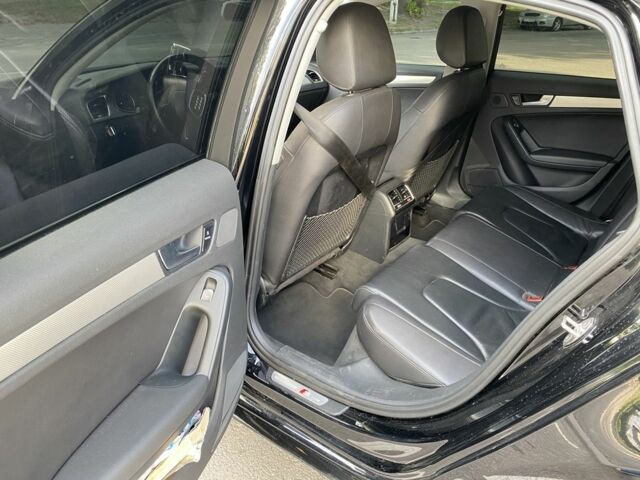 Черный Ауди А4, объемом двигателя 2 л и пробегом 165 тыс. км за 14000 $, фото 6 на Automoto.ua