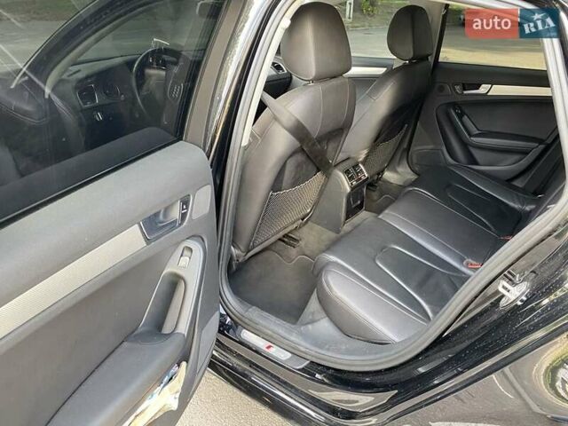 Черный Ауди А4, объемом двигателя 2 л и пробегом 165 тыс. км за 14000 $, фото 5 на Automoto.ua