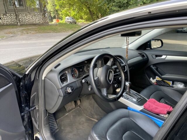 Черный Ауди А4, объемом двигателя 2 л и пробегом 165 тыс. км за 14000 $, фото 4 на Automoto.ua