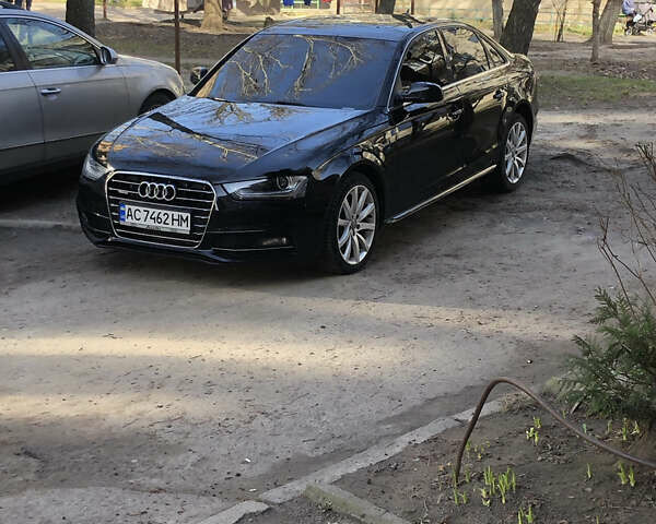 Чорний Ауді А4, об'ємом двигуна 1.98 л та пробігом 219 тис. км за 12700 $, фото 1 на Automoto.ua
