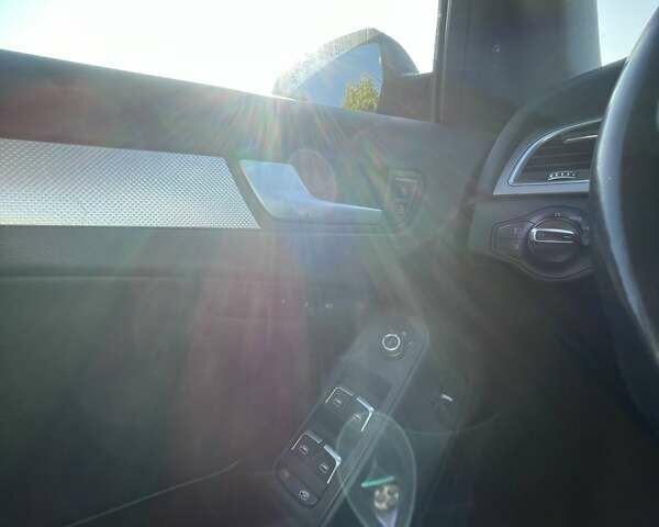 Черный Ауди А4, объемом двигателя 1.98 л и пробегом 189 тыс. км за 12700 $, фото 12 на Automoto.ua