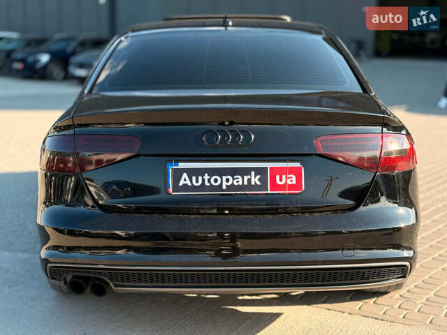 Чорний Ауді А4, об'ємом двигуна 2 л та пробігом 235 тис. км за 11790 $, фото 8 на Automoto.ua