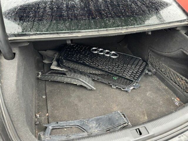 Ауді А4 2014 у Тернополі на Automoto.ua Чорний Ауді А4, об'ємом двигуна 2 л та пробігом 212 тис. км за 10000 $, фото 3 на Automoto.ua
