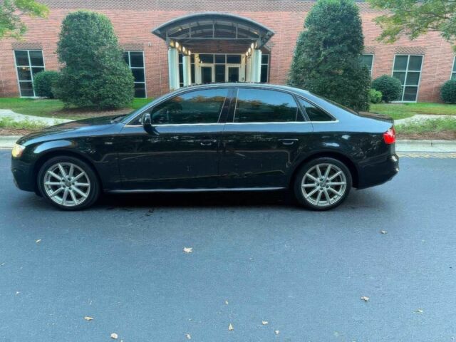 Черный Ауди А4, объемом двигателя 2 л и пробегом 82 тыс. км за 8900 $, фото 2 на Automoto.ua