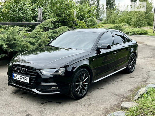 Чорний Ауді А4, об'ємом двигуна 2 л та пробігом 107 тис. км за 16499 $, фото 2 на Automoto.ua