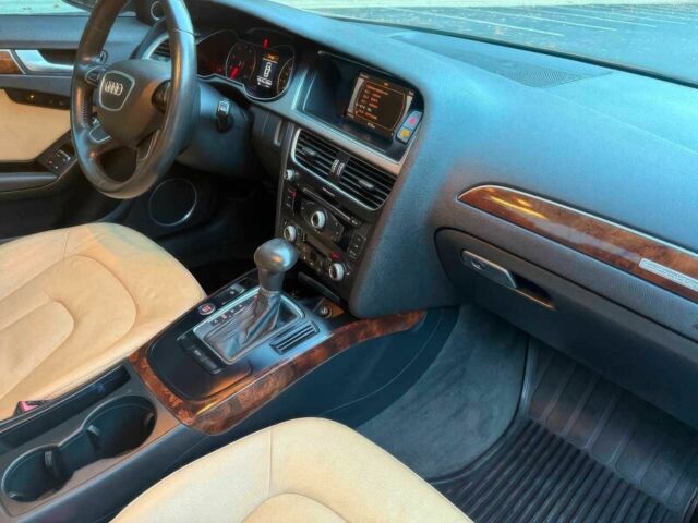 Черный Ауди А4, объемом двигателя 2 л и пробегом 82 тыс. км за 8900 $, фото 6 на Automoto.ua