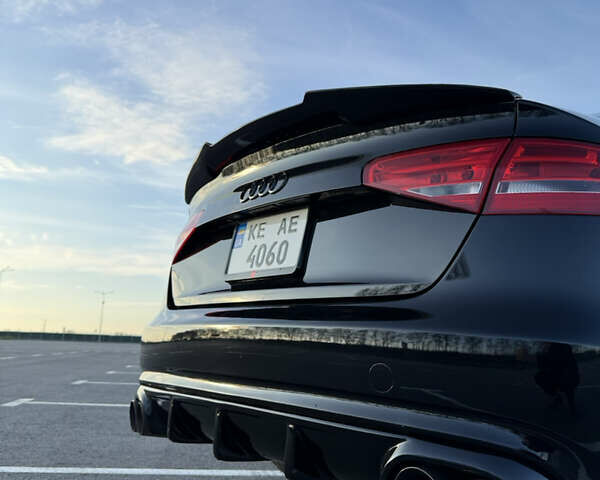 Черный Ауди А4, объемом двигателя 2 л и пробегом 245 тыс. км за 12200 $, фото 13 на Automoto.ua