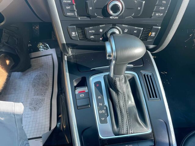 Чорний Ауді А4, об'ємом двигуна 2 л та пробігом 87 тис. км за 5500 $, фото 10 на Automoto.ua