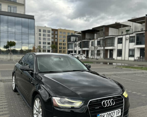 Ауді А4 2014 у Рівному на Automoto.ua Чорний Ауді А4, об'ємом двигуна 1.98 л та пробігом 220 тис. км за 12700 $, фото 5 на Automoto.ua