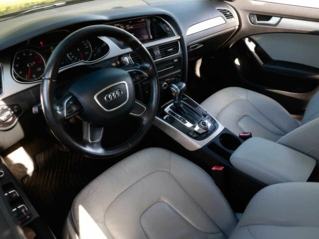 Чорний Ауді А4, об'ємом двигуна 2 л та пробігом 83 тис. км за 8000 $, фото 9 на Automoto.ua